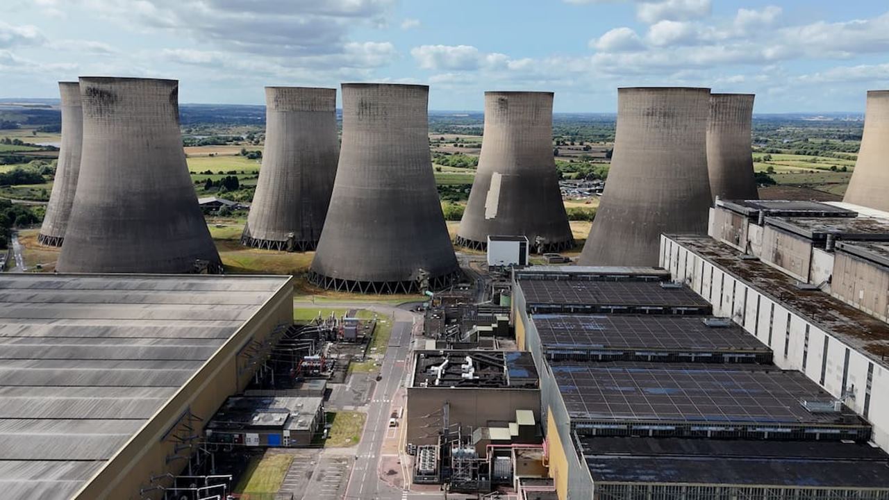 راه اندازی نیروگاه زغال سنگ سوز طبس — جان تازه به پروژه ۲۰ ساله